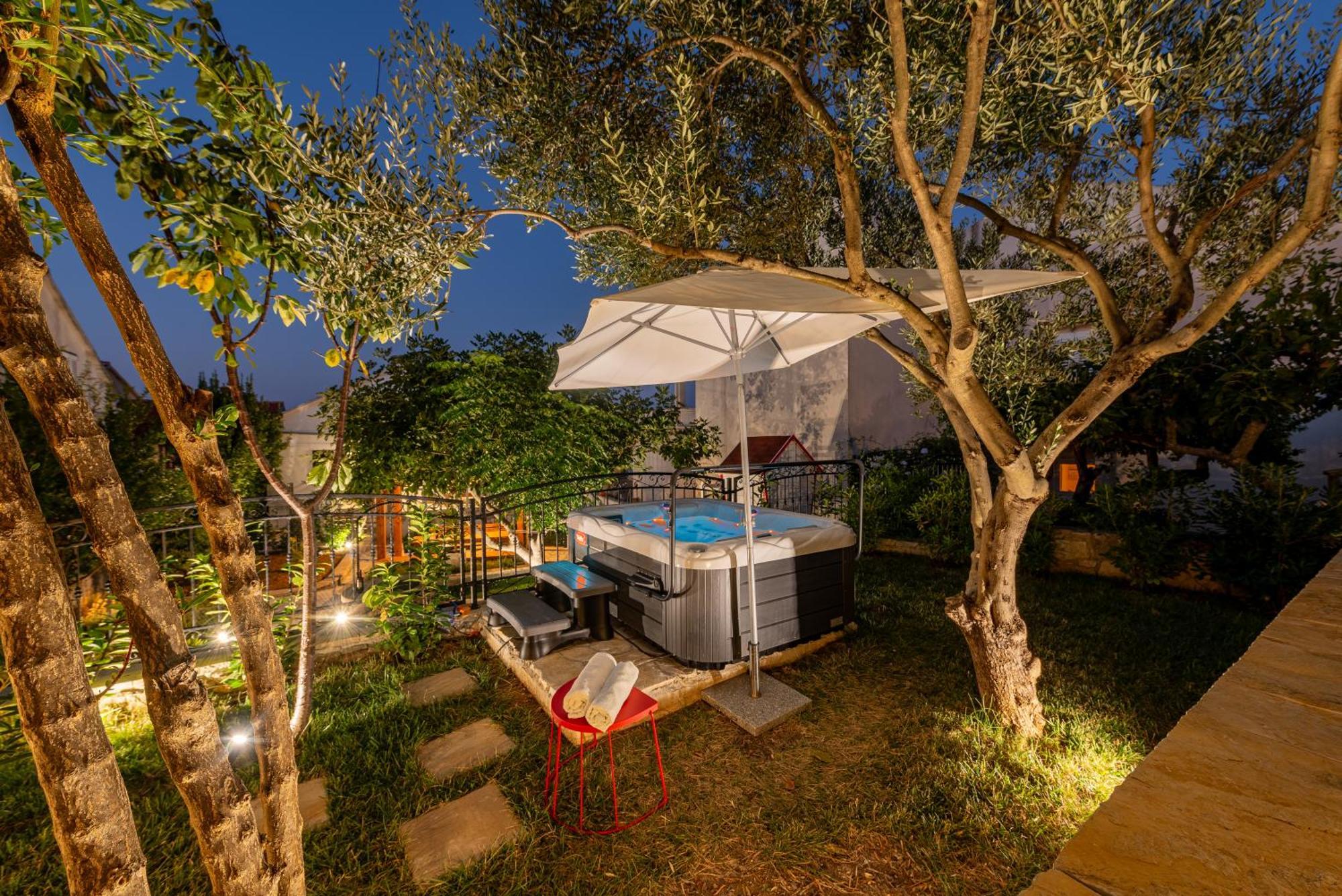 Home With A Unique View Preko Εξωτερικό φωτογραφία